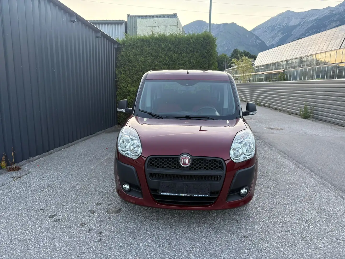 Fiat Doblo Dynamic 7 SITZER Rojo - 1