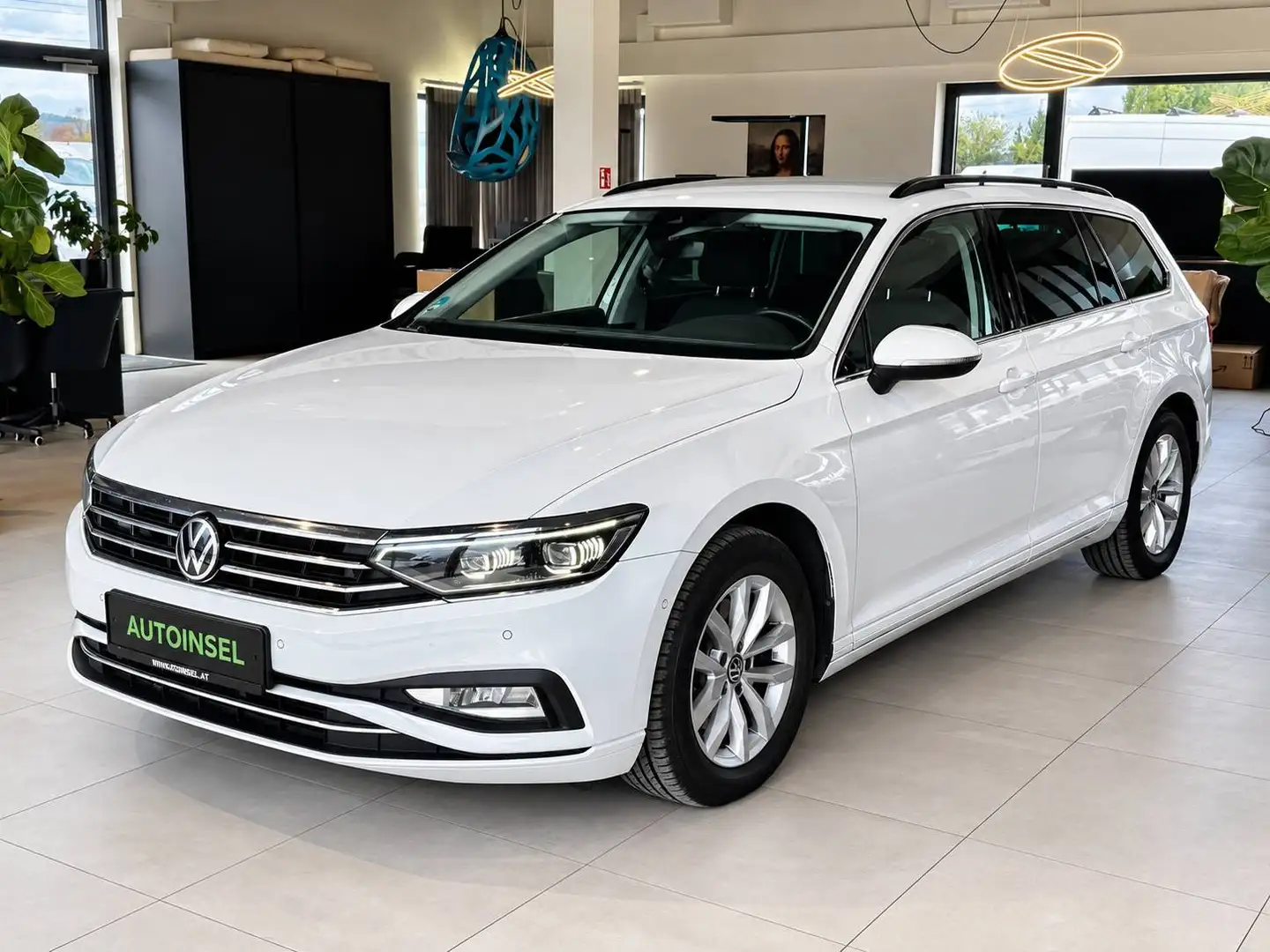 Volkswagen Passat Variant Business AUT. Kamera+Navi+Spurhalteassistent+Selbsteinparken+Müdigkeitswarner Weiß - 2