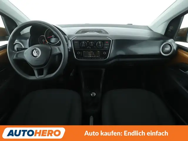 Volkswagen up! view 12
