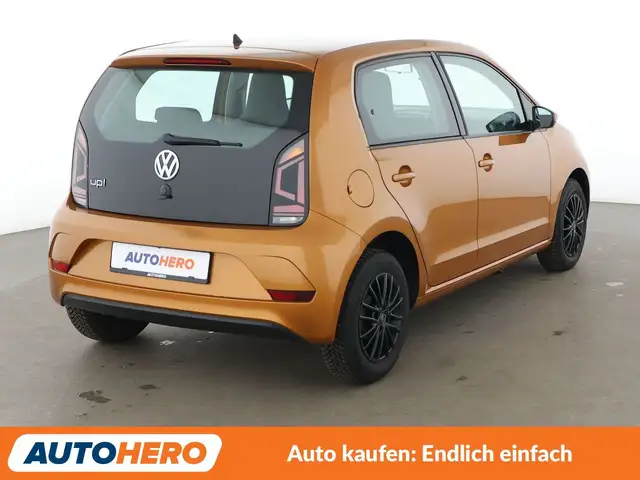 Volkswagen up! view 6