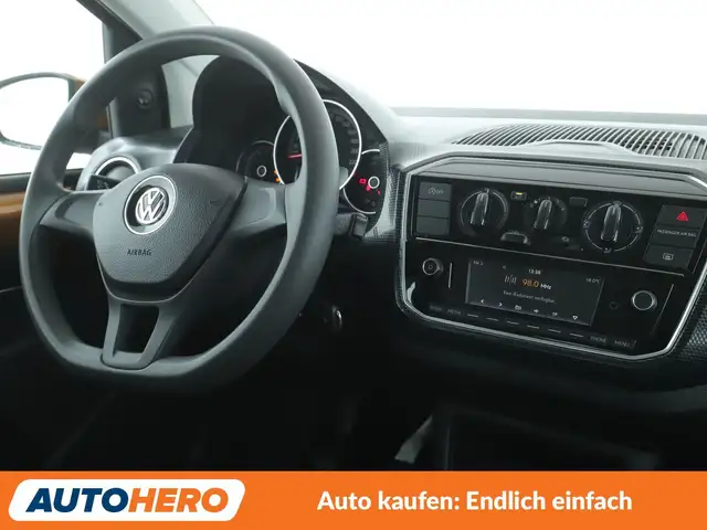 Volkswagen up! view 13