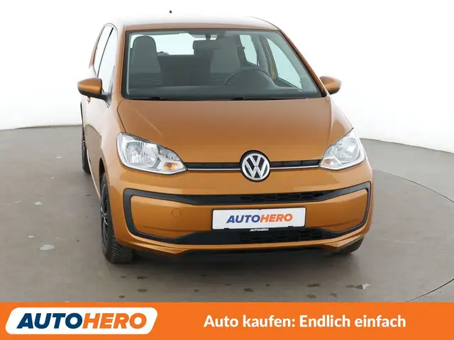 Volkswagen up! view 9