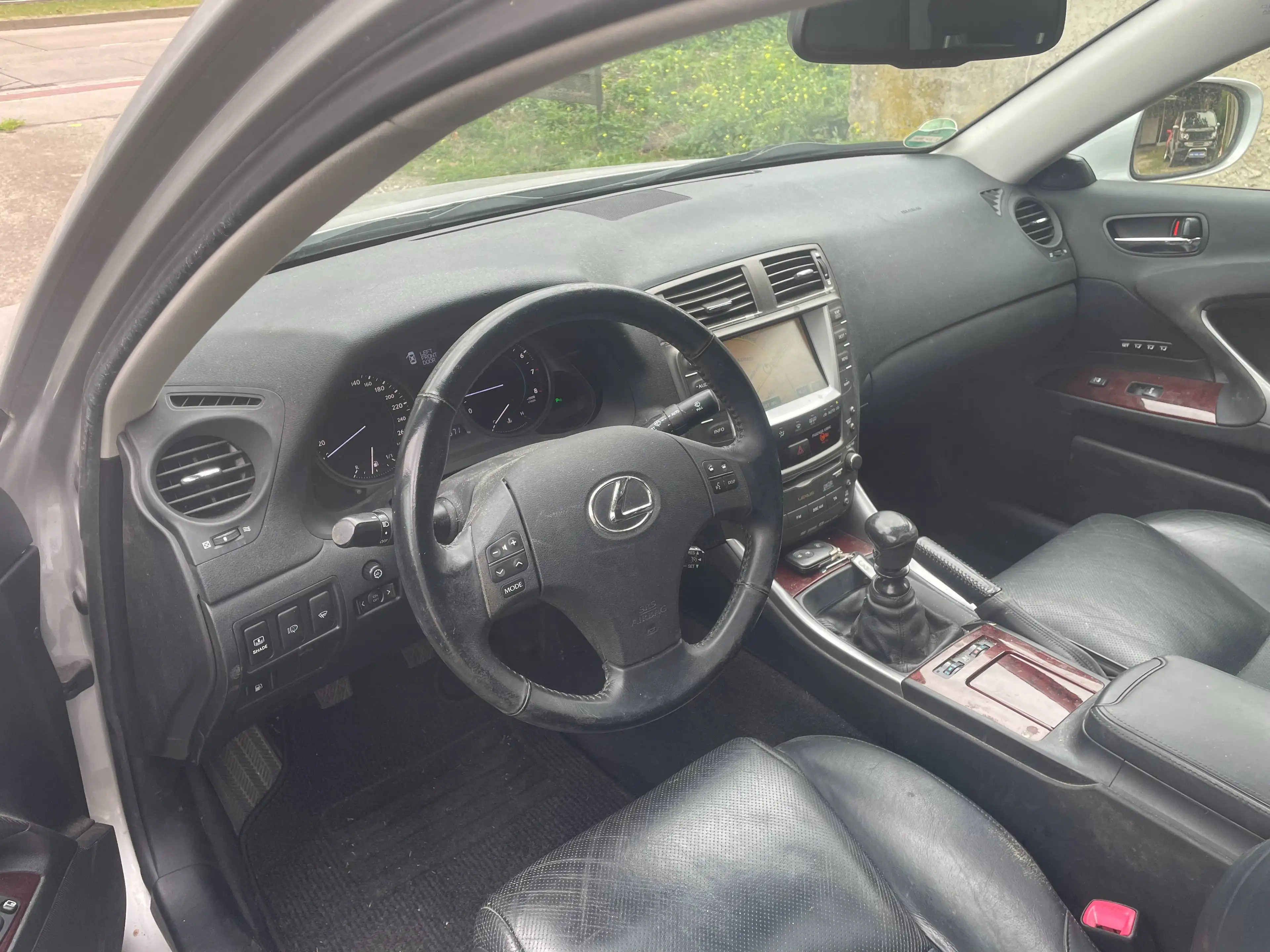 Lexus IS 250 IS 250 Luxury Line Leder Navi Keyless Xenon Pano — photo 14