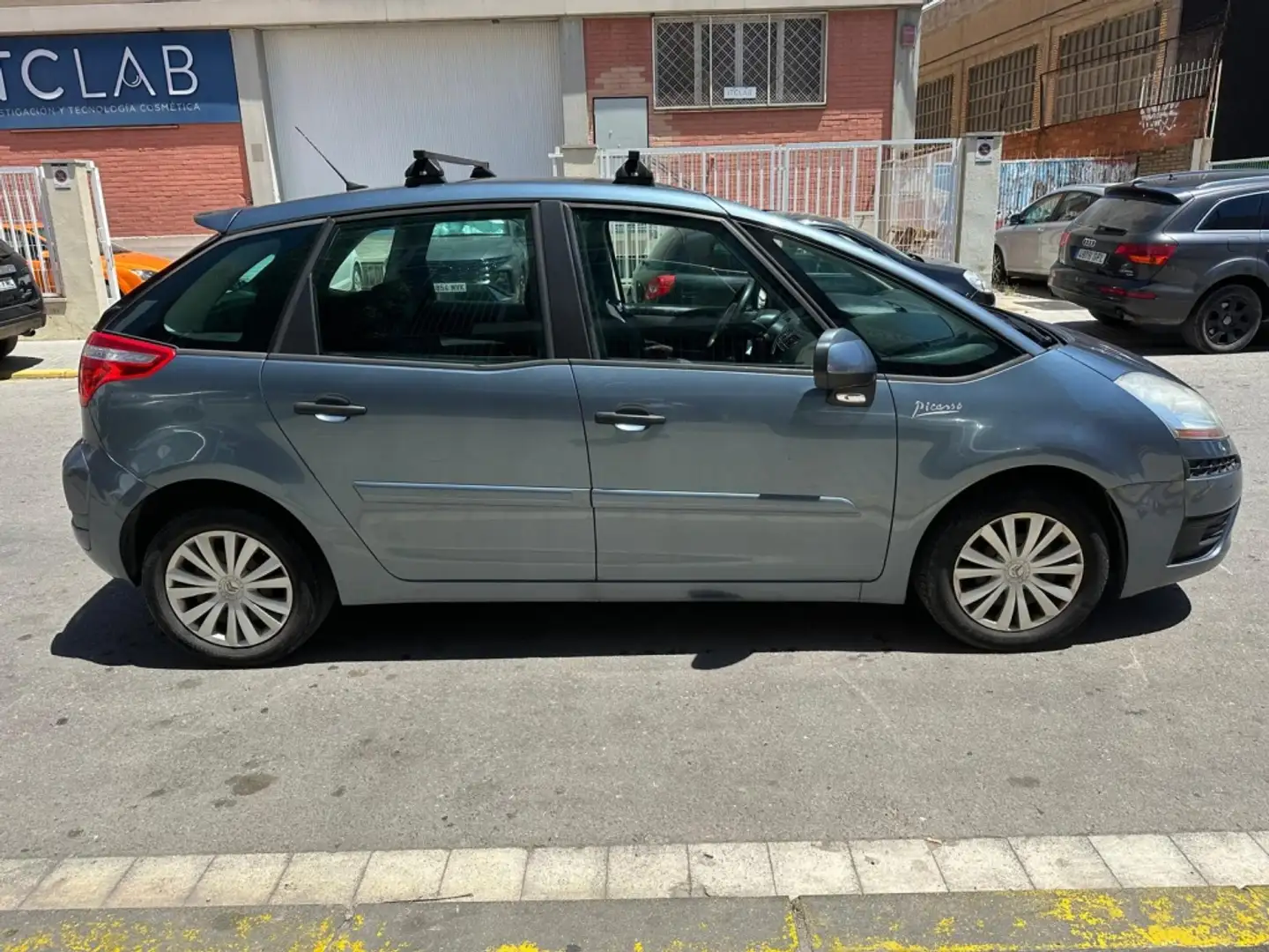 Citroen C4 Picasso 1.6HDI Exclusive Gris - 2