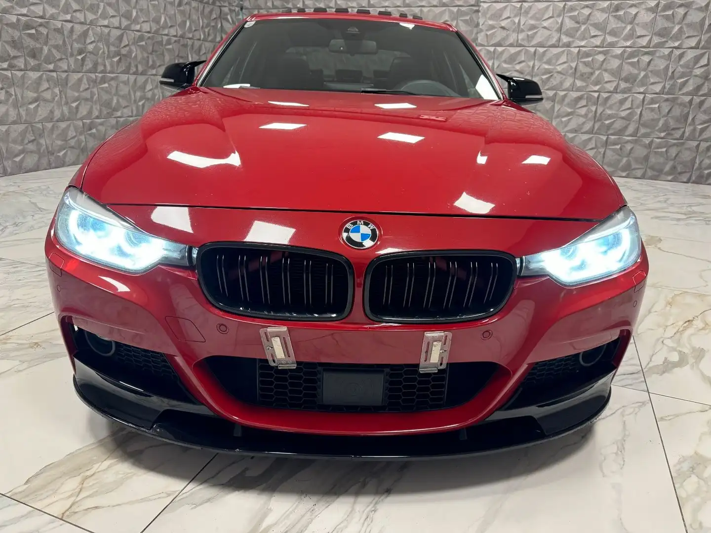 BMW 330 M-Performance Paket / VOOLLLL Rouge - 2
