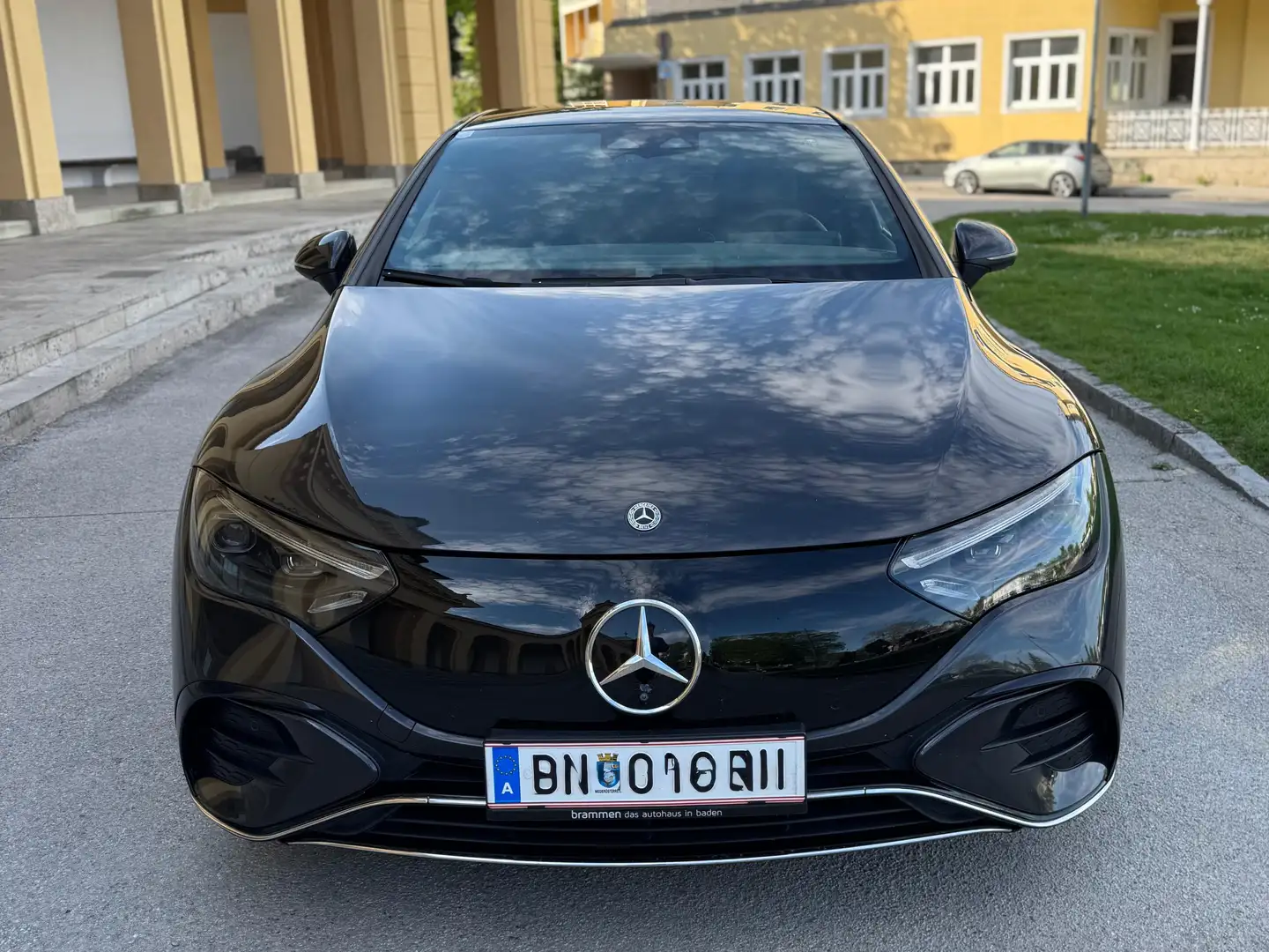 Mercedes-Benz EQE 300 EQE 300 | AMG | Junge-Sterne Garantie | Teil-autonom Fahren Limousine Grau - 2