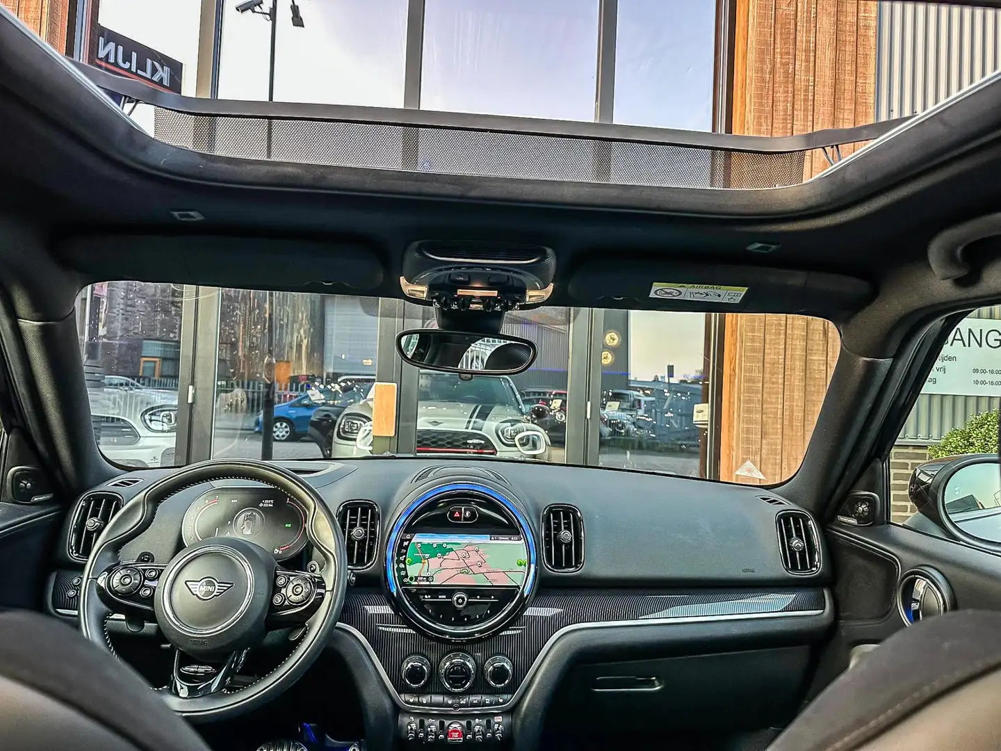 MINI John Cooper Works Countryman Mini 2.0 ALL4 JCW Pack F1 aut 306pk/Pano/Memory/Bo Negro - 2