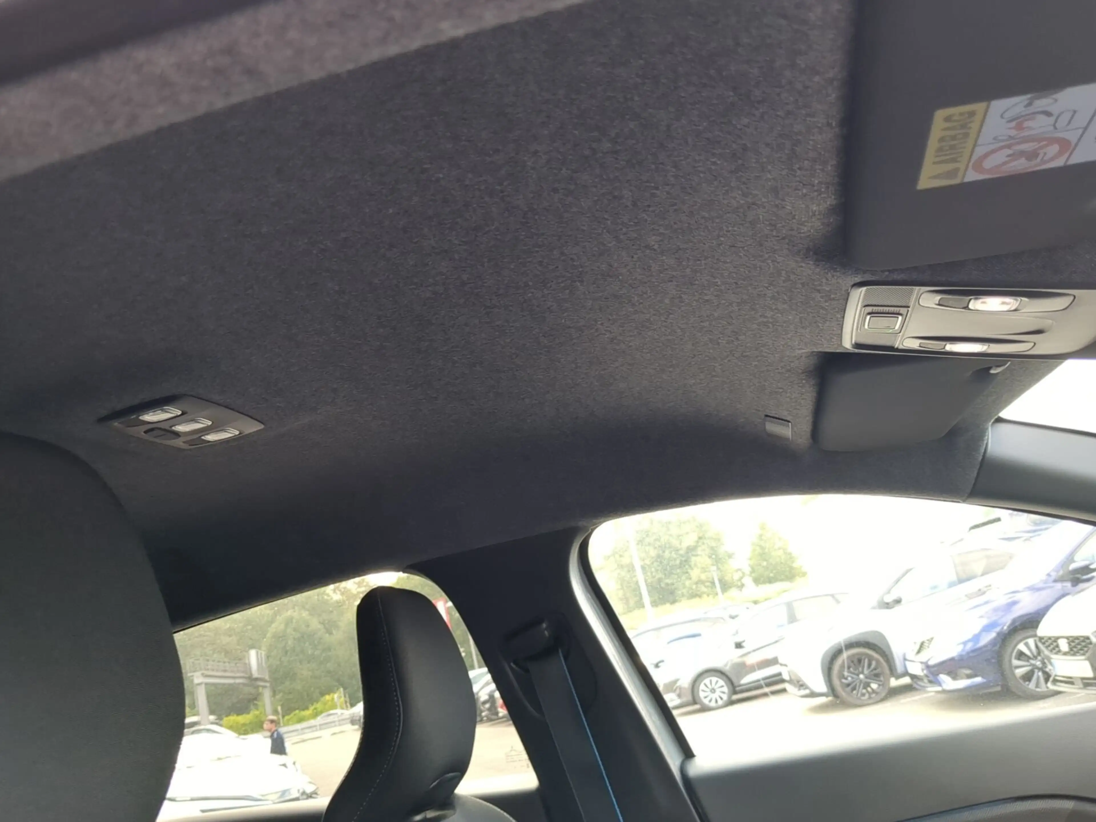 Renault Captur II 1.6 E-TECH 145 GPF Esprit Alpine ACC — photo 13