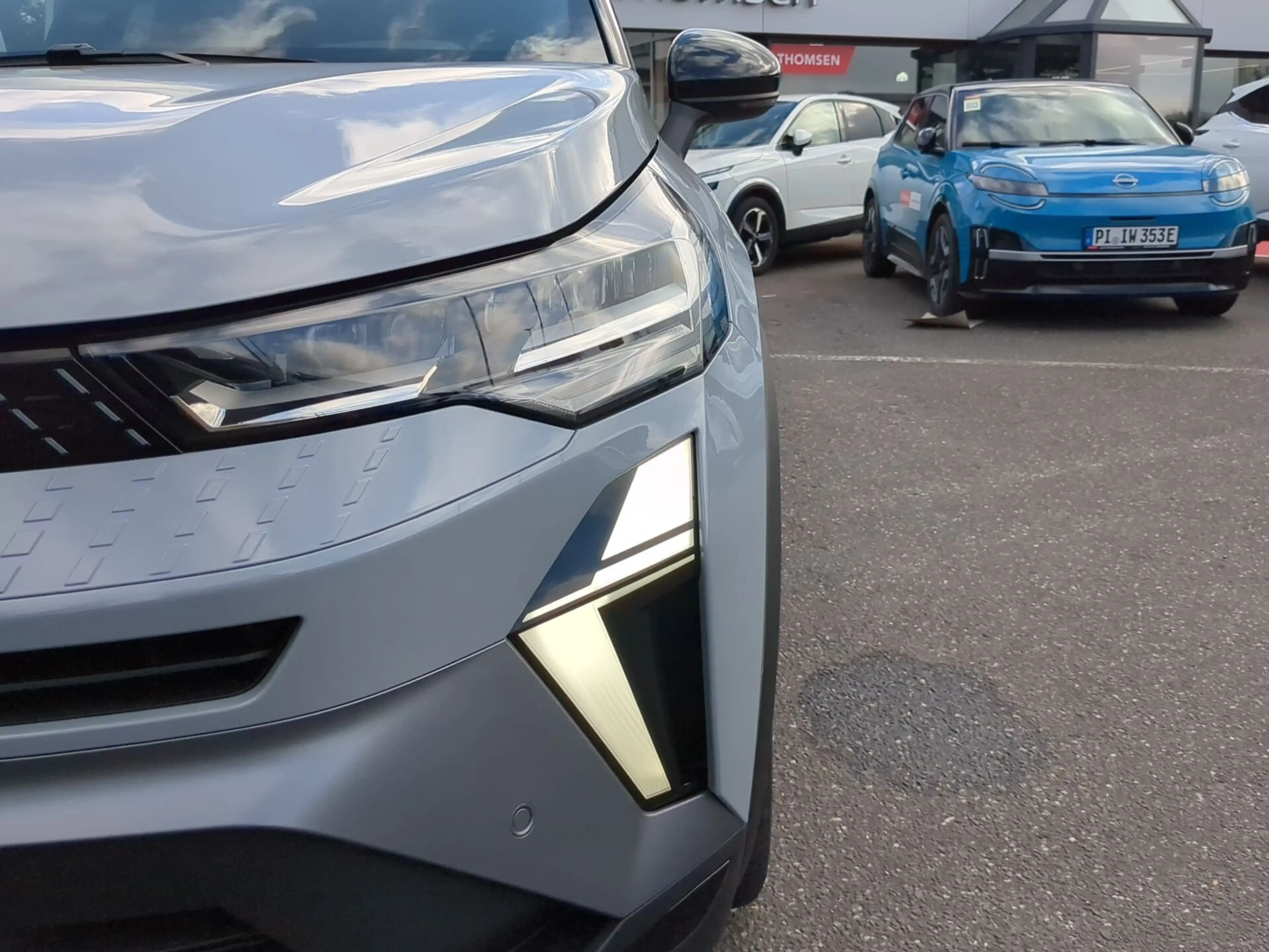 Renault Captur II 1.6 E-TECH 145 GPF Esprit Alpine ACC — photo 7