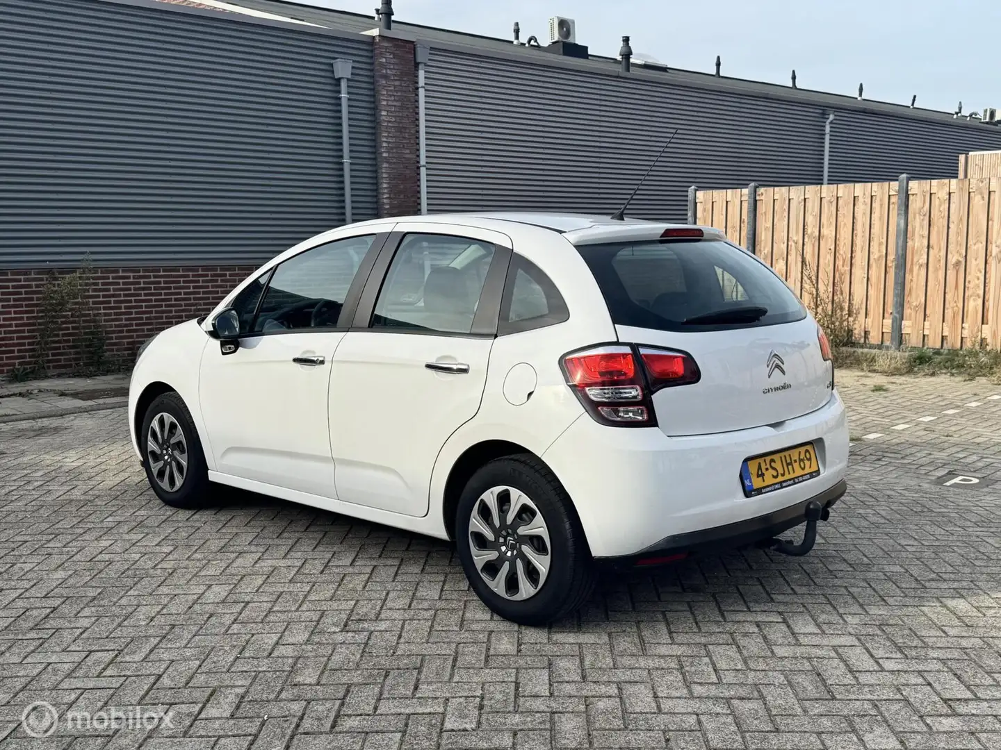 Citroen C3 1.2 VTi Tendance*NAP*ONDERHOUDEN*APK 10/26*CRUISE Blanc - 2