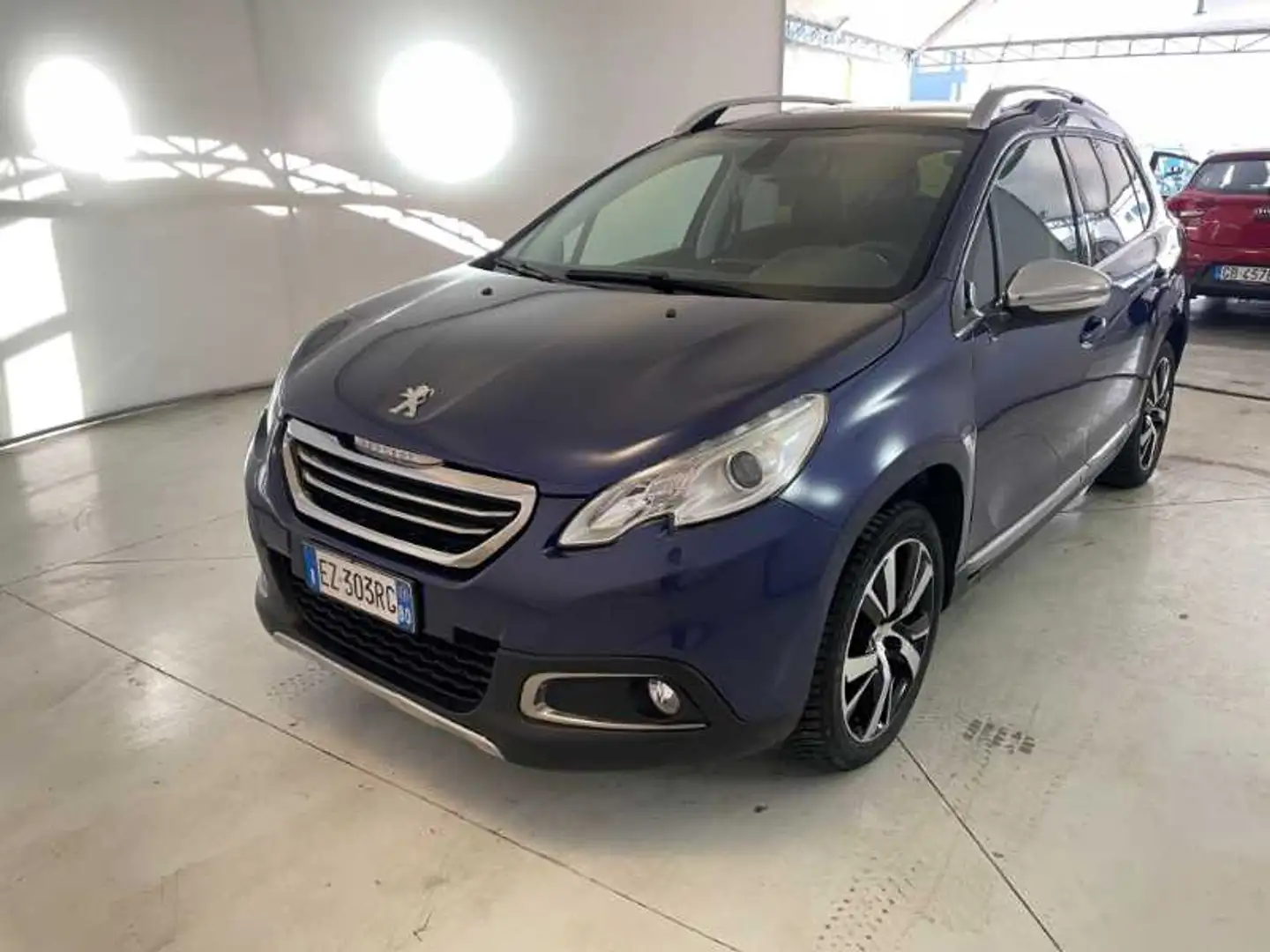 Peugeot 2008 1.6 e-HDi Allure Blauw - 1
