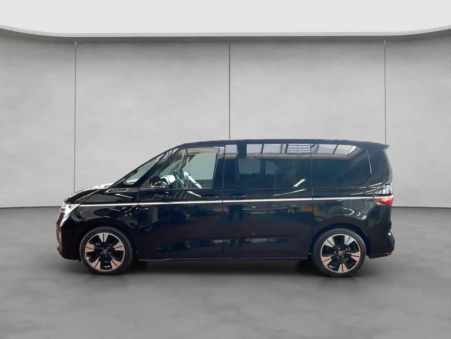 Volkswagen T7 Multivan Kurz Style AHK Pano Navi Schwarz - 2