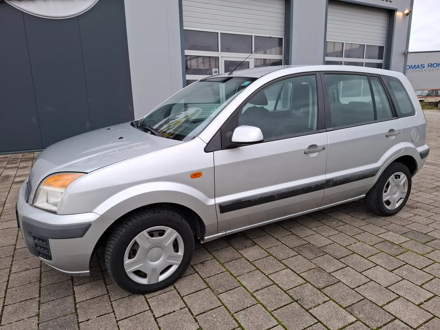 Ford Fusion Style 1.Hand,Klima,86tkm Argent - 2