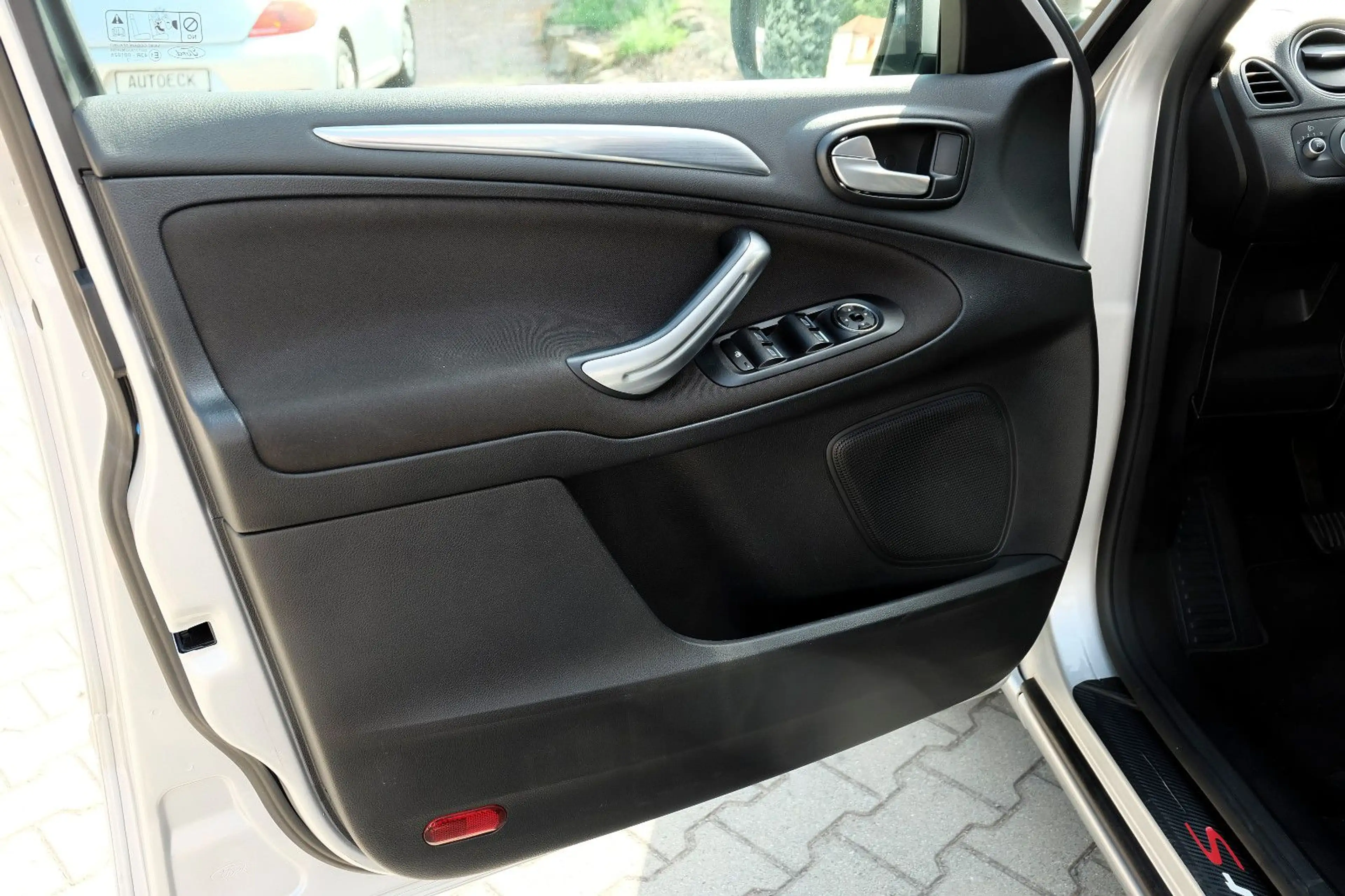 Ford S-Max S-MAX Titanium PDC|KLIMA|SHZ|TEMPOMAT|SPORTSITZE — photo 10