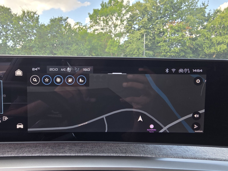 Peugeot 5008 Allure Hybrid ACC/NAVI/SHZ+LHZ/PDC+360CAM/TOTWINKE — photo 15