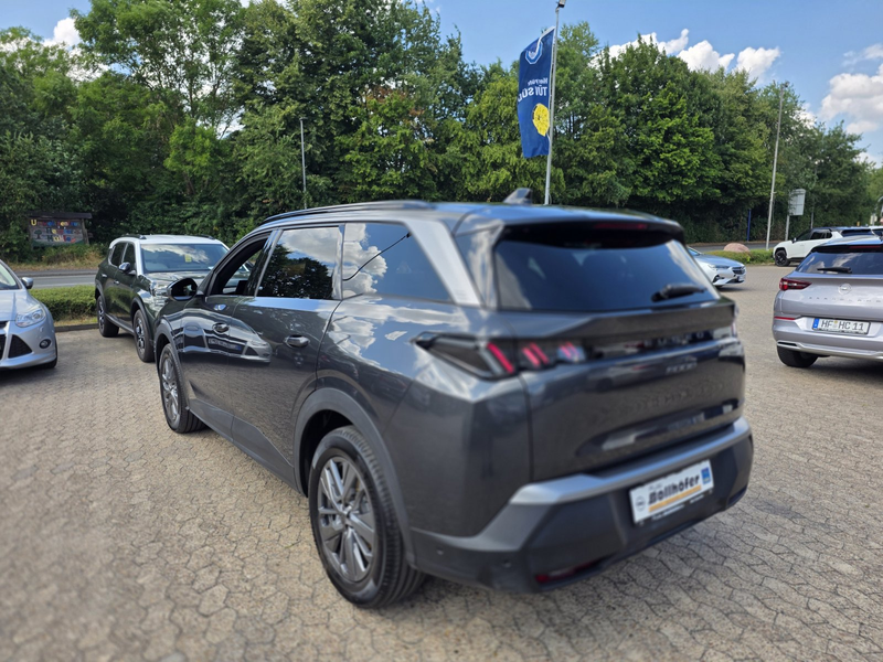 Peugeot 5008 Allure Hybrid ACC/NAVI/SHZ+LHZ/PDC+360CAM/TOTWINKE — photo 3