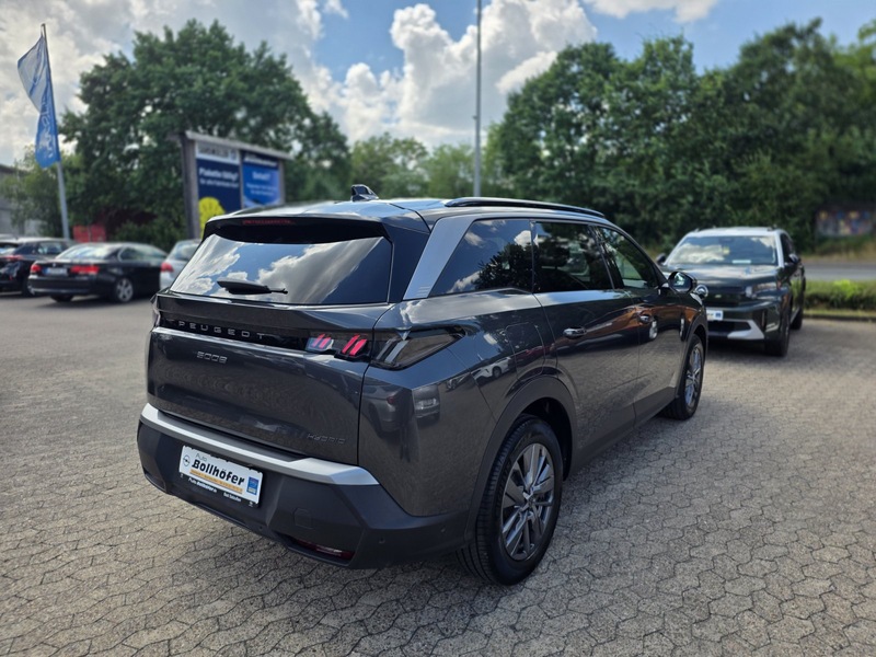 Peugeot 5008 Allure Hybrid ACC/NAVI/SHZ+LHZ/PDC+360CAM/TOTWINKE — photo 4