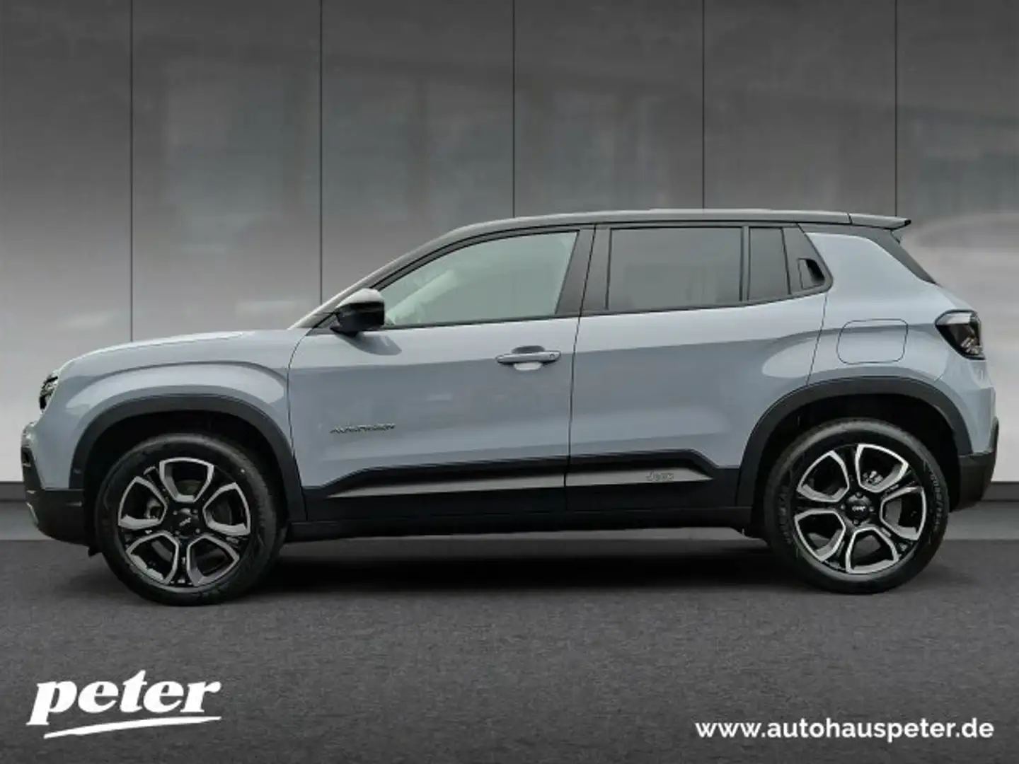 Jeep Avenger Avenger e-Hybrid MY25 Summit 1.2l T3 48V FWD 81kW Gris - 2