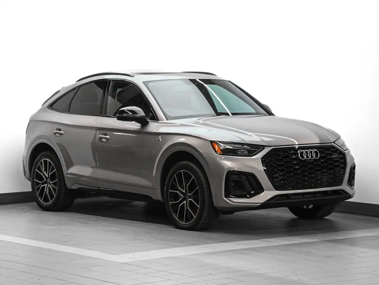 2022 Audi Q5 photo 2022 Audi Q5
