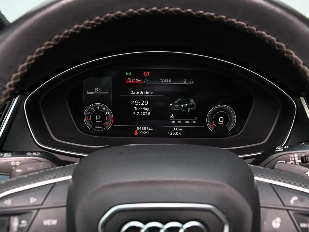 Audi Q5 photo Audi Q5