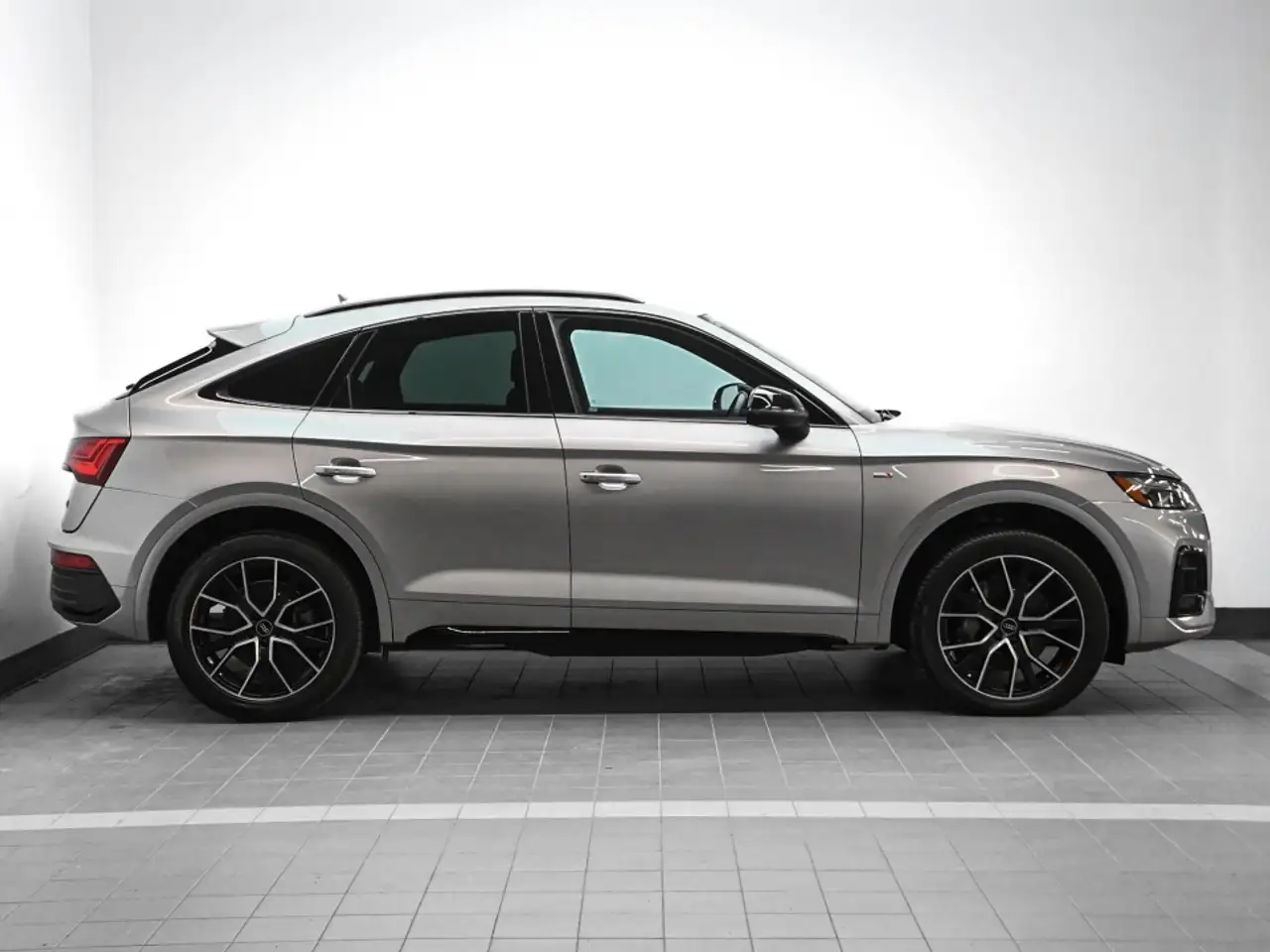 Audi Q5 photo Audi Q5