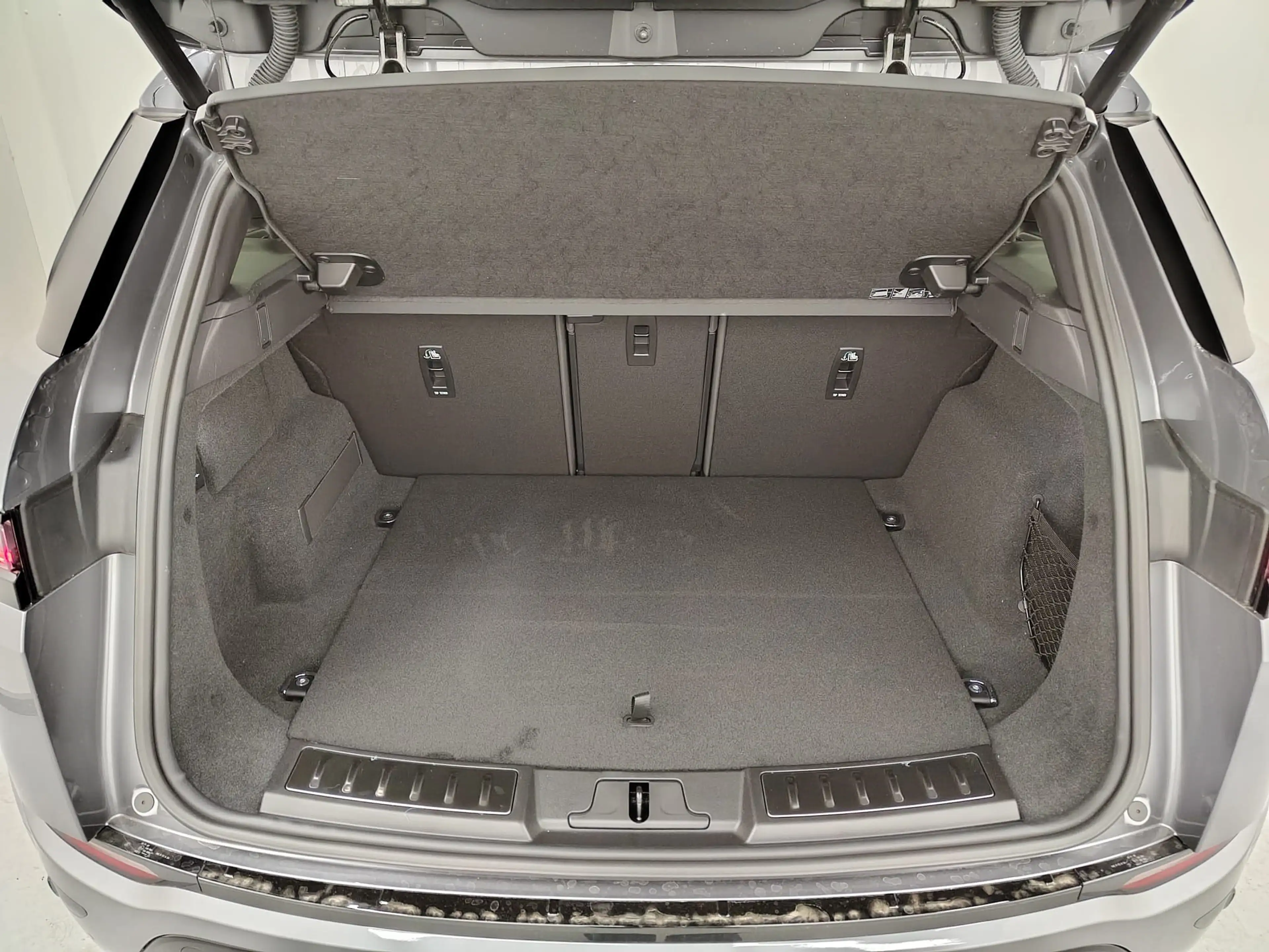 Land Rover Range Rover Evoque D200 Dynamic SE Winter Pano — photo 10