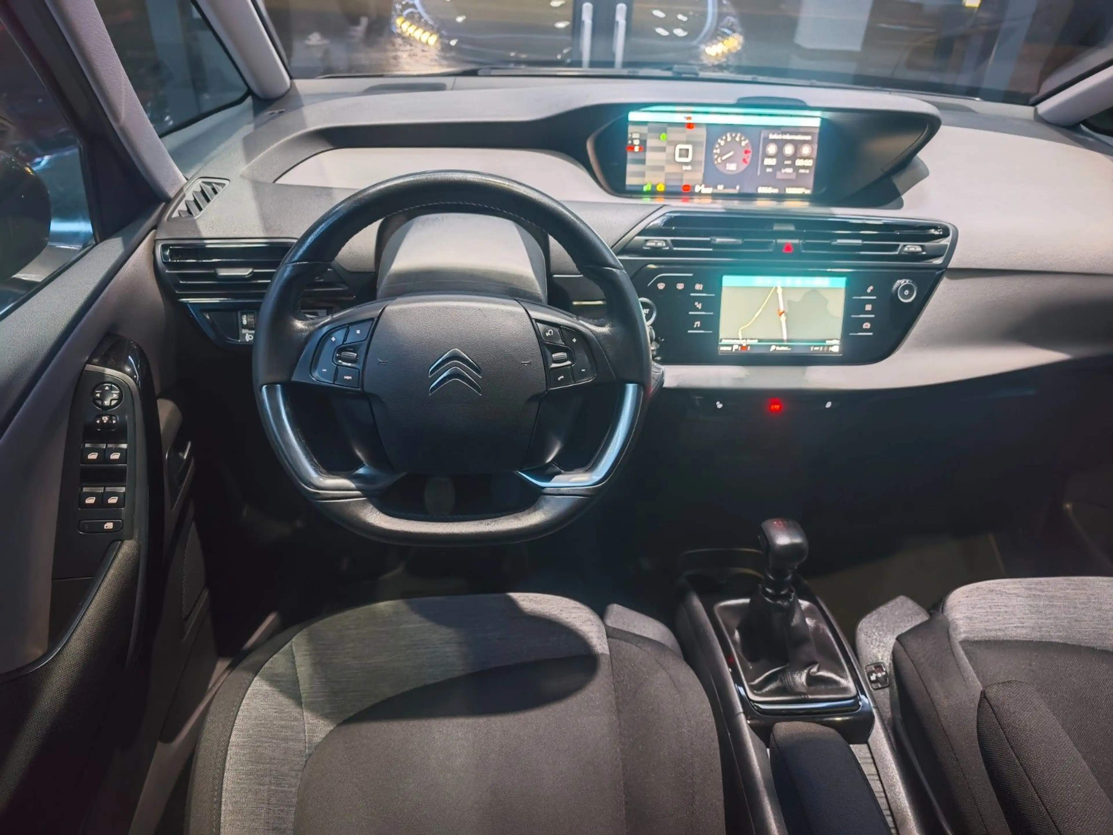 Citroen C4 SpaceTourer NAVI SHZ MFL AHK — photo 17