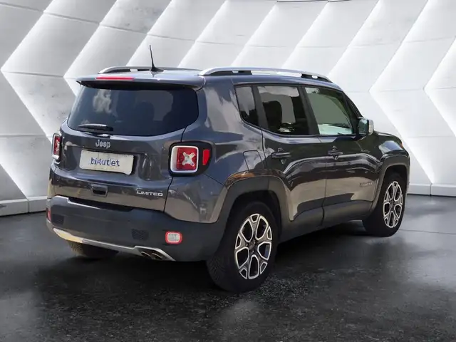 Jeep Renegade view 4