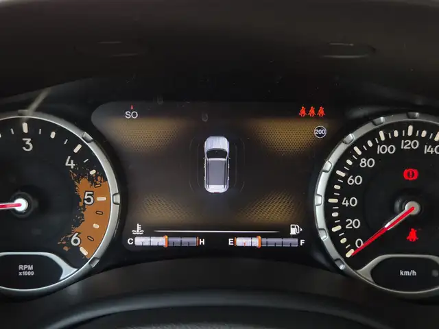 Jeep Renegade view 14