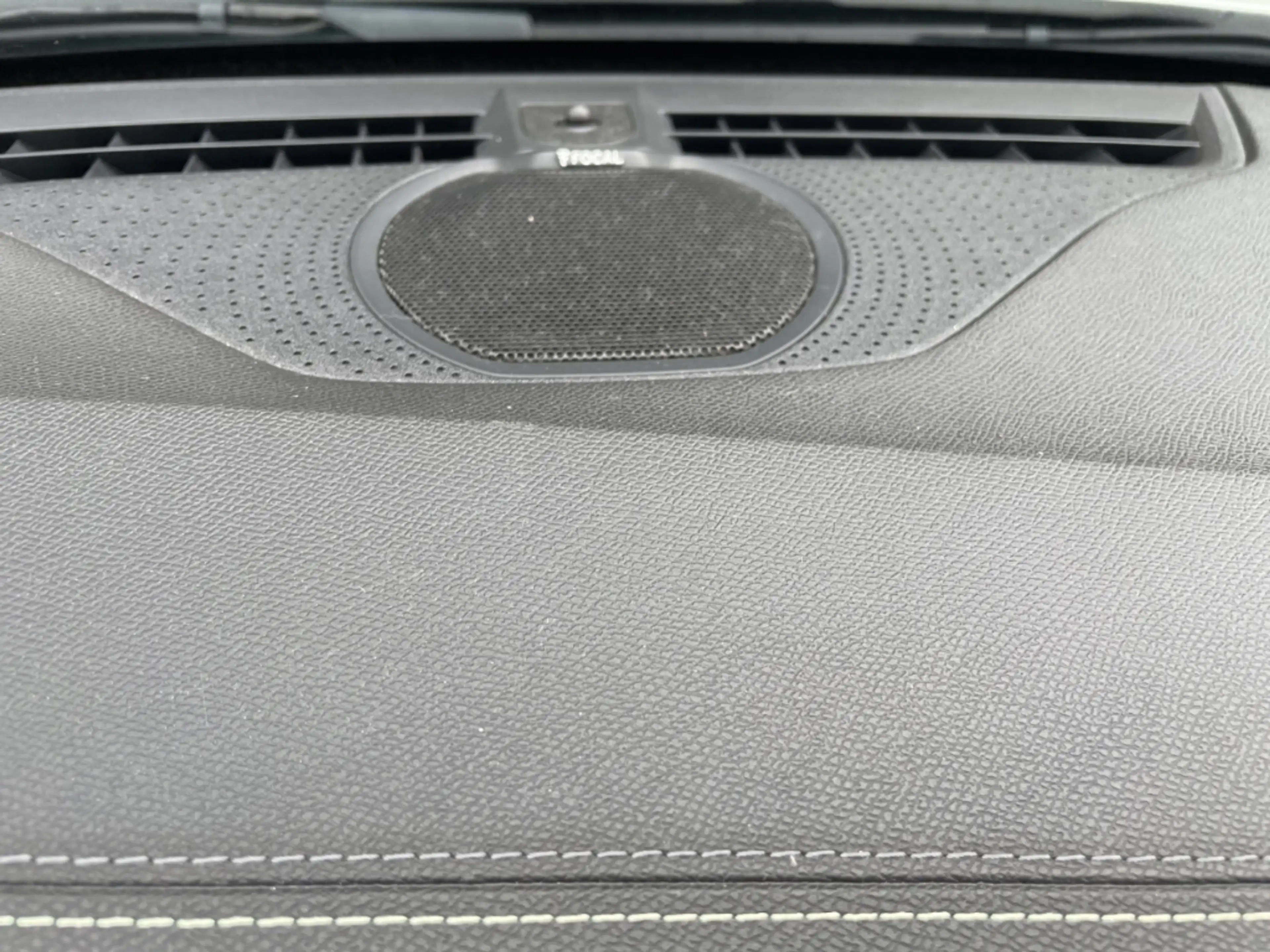 Peugeot 308 GT HY225 El. Pano El. Sitz Focal Kamera CarPlay OB — photo 19