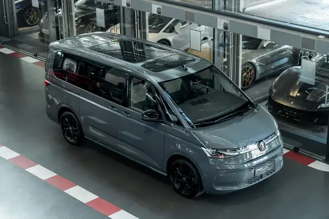 Volkswagen T7 Multivan T7 VW Multivan Style lang DSG Easy Open ab 299€