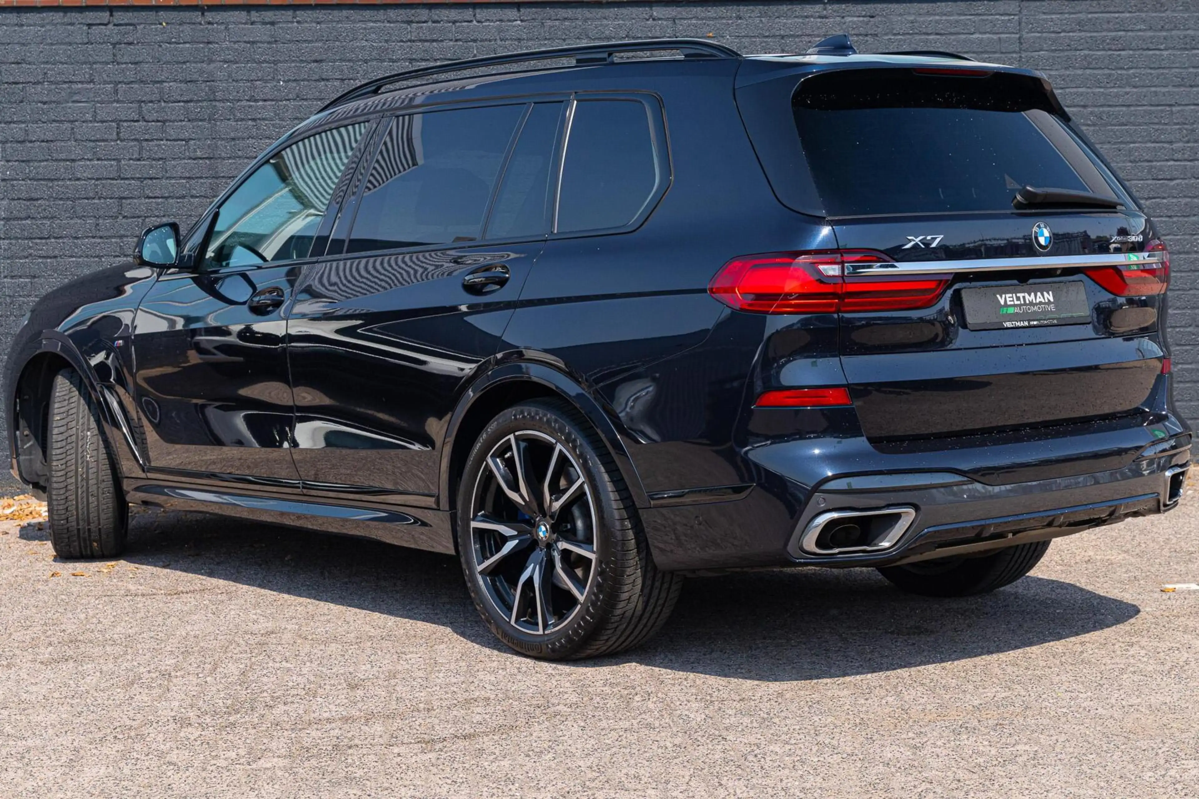 BMW X7 xDrive30d High Executive PANO TREKHAAK CO PILOT LA — photo 5