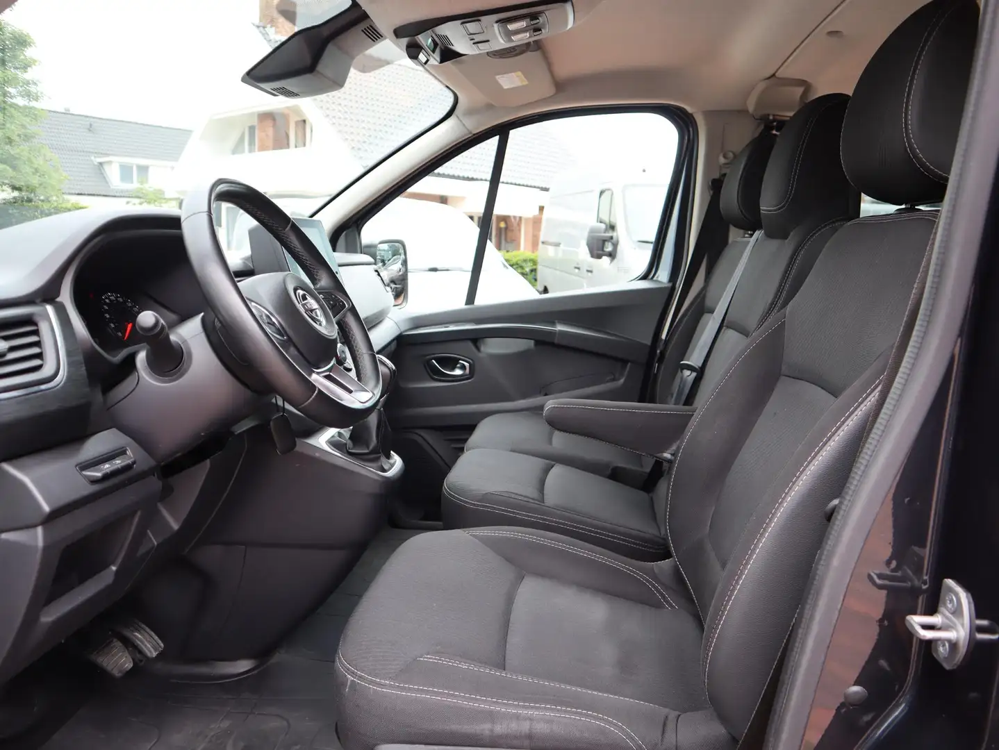 Nissan Primastar 2.0 dCi DC L2H1 N-Connecta 170 pk Automaat / Trekh - 2