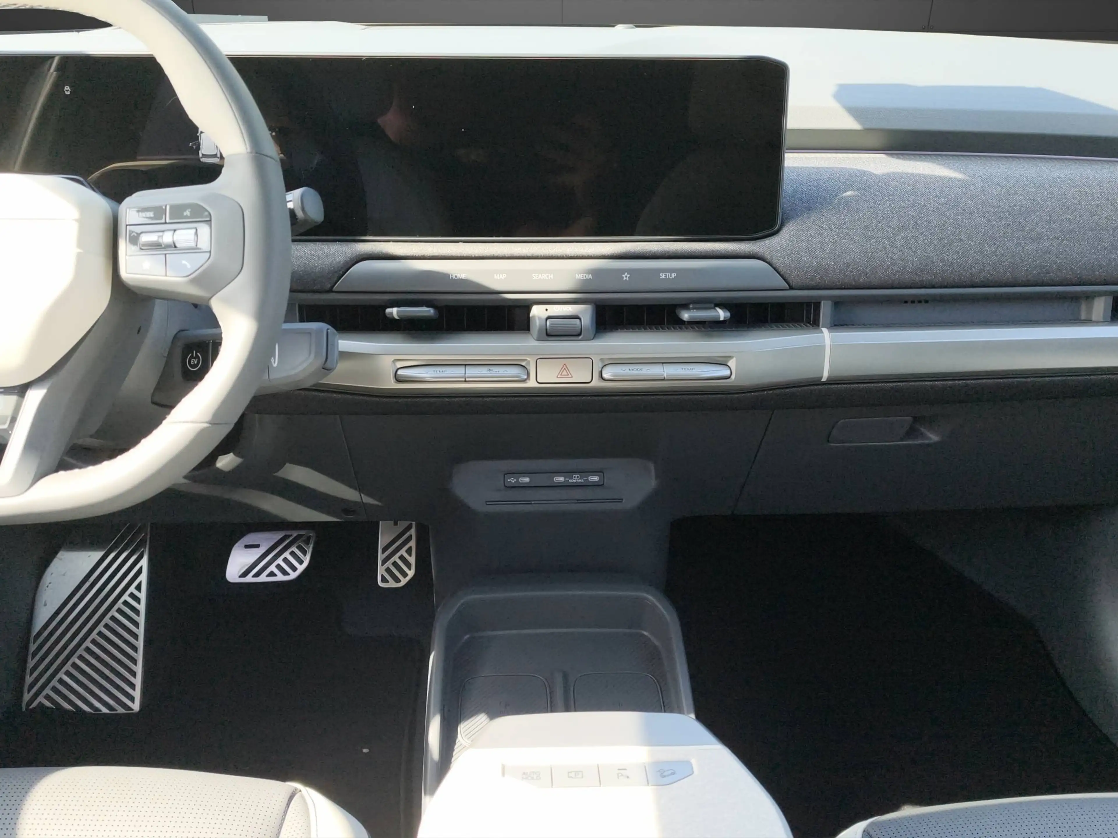 Kia EV3 EV3 81,4-kWh FWD GT-Line — photo 14