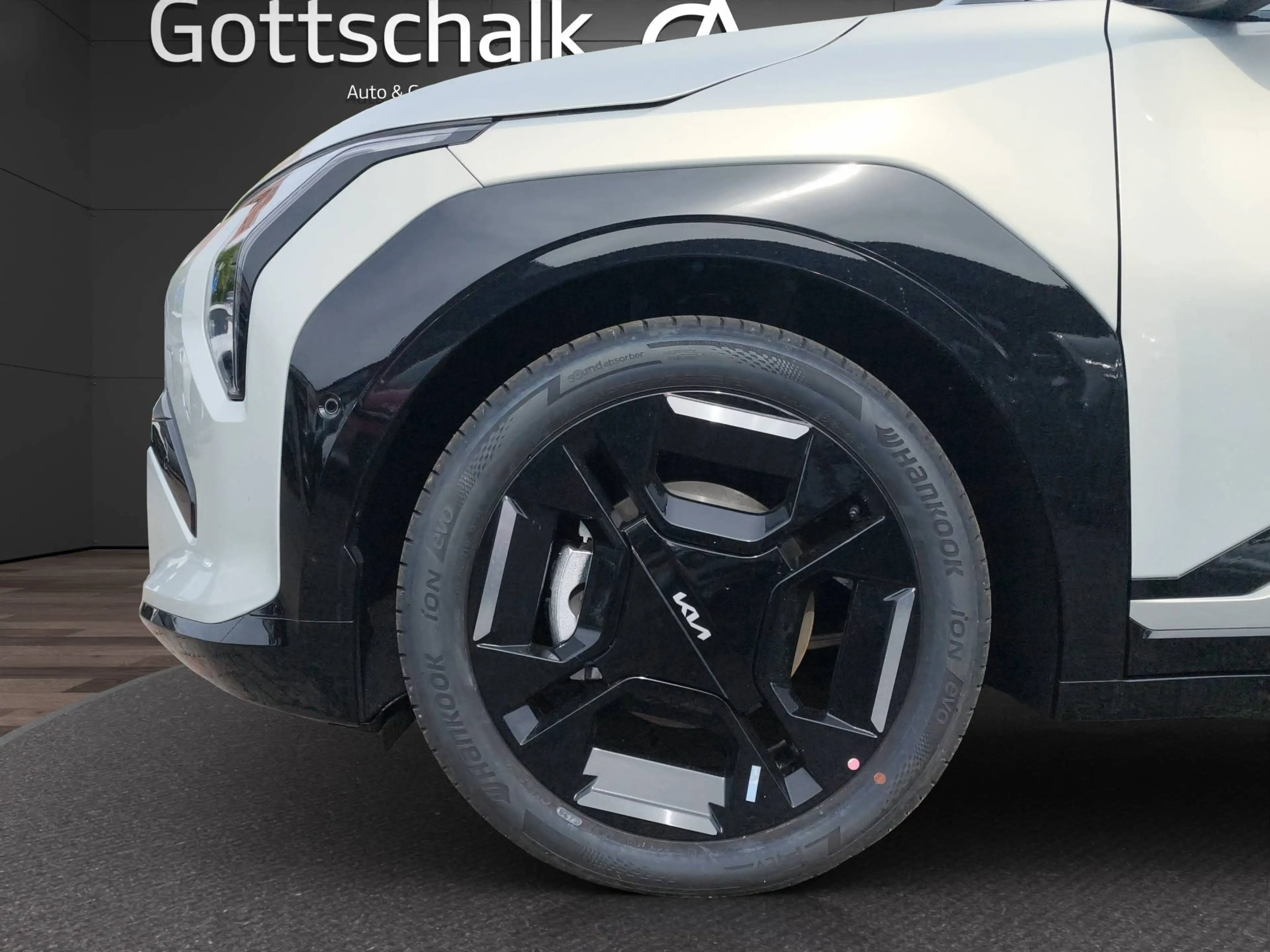 Kia EV3 EV3 81,4-kWh FWD GT-Line — photo 8