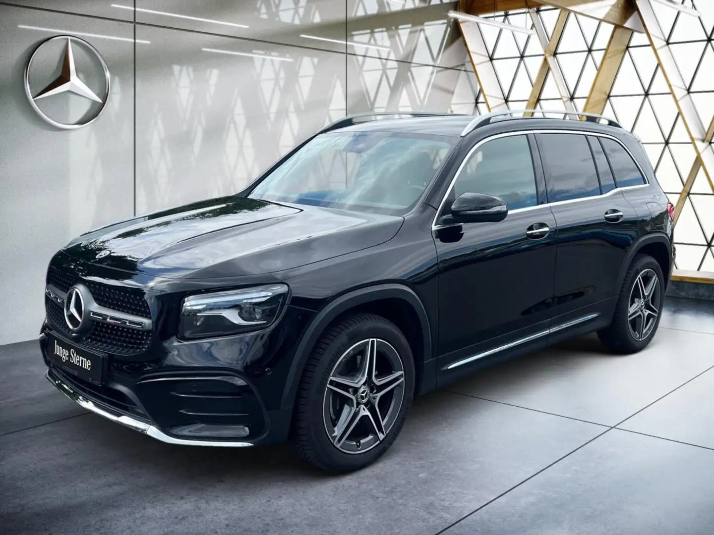 Mercedes-Benz GLB 200 AMG Kamera*EasyP*Guard*Sitzkomfort-Paket Schwarz - 2