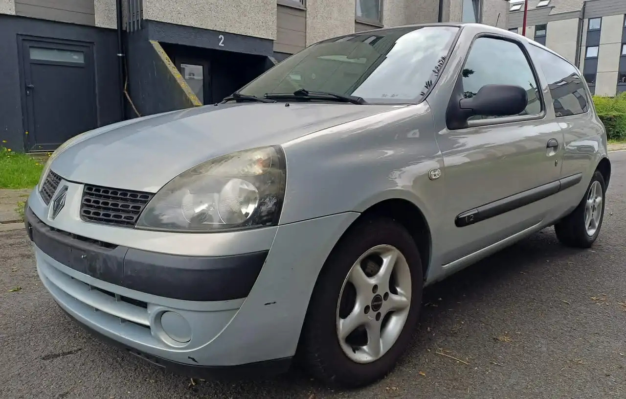Renault Clio 1.2i Expression, foto 1