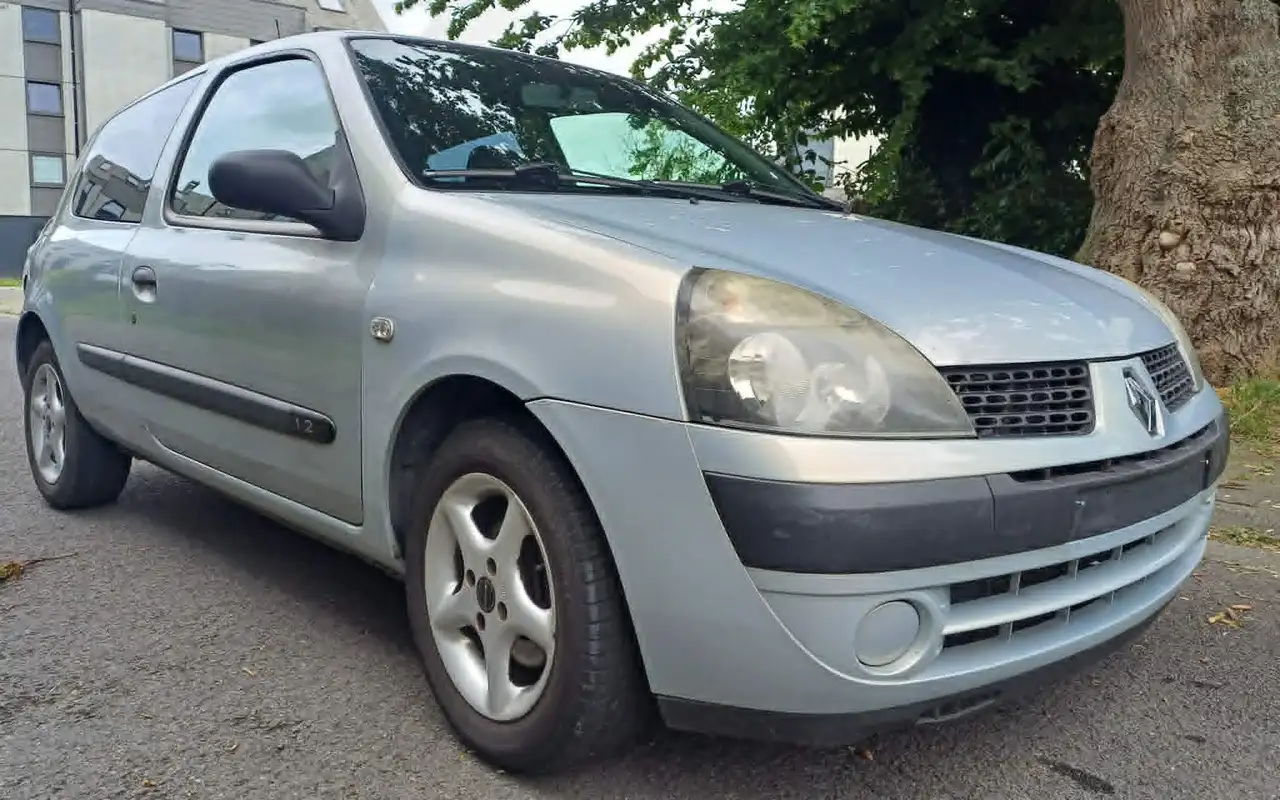 Renault Clio 1.2i Expression, foto 7