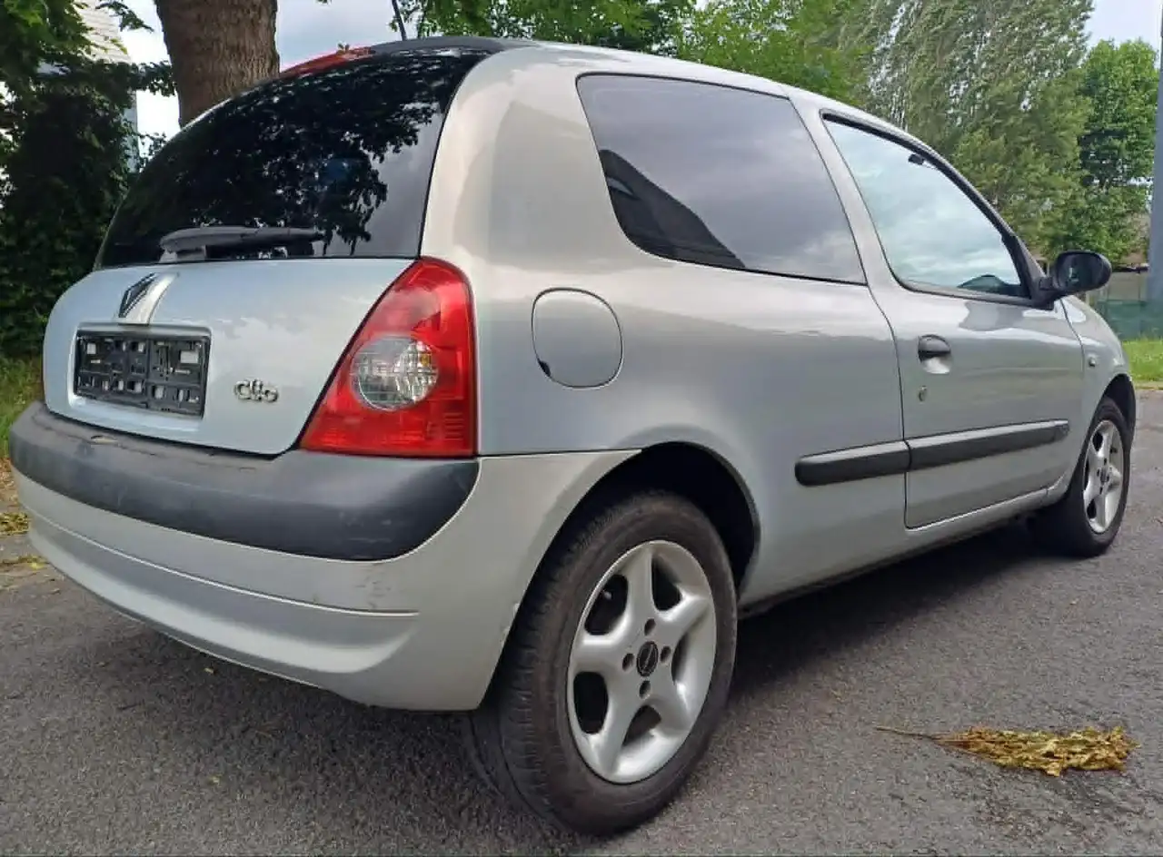 Renault Clio 1.2i Expression, foto 5
