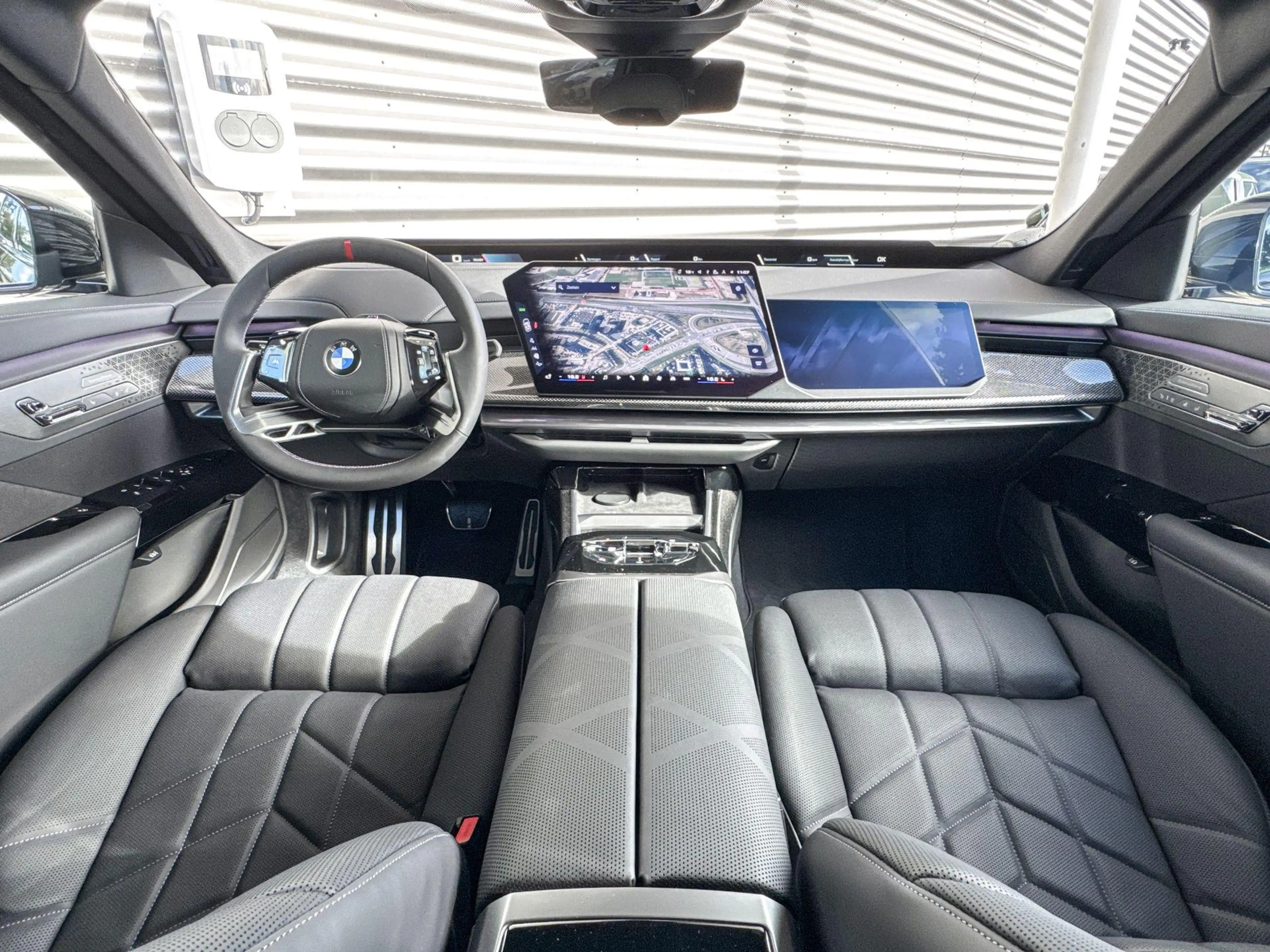 BMW i7 M70 xDrive 118.1 kWh | Executive Pack | Executive — photo 15