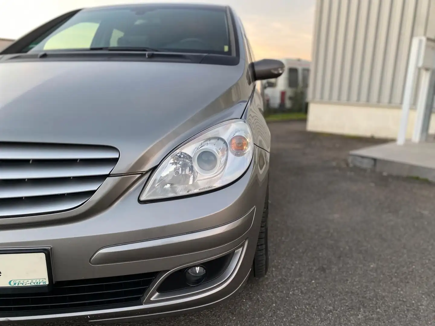 Mercedes-Benz B 200 /Sport/Auto/Garantie/Insp&Tüv Neu Grau - 1