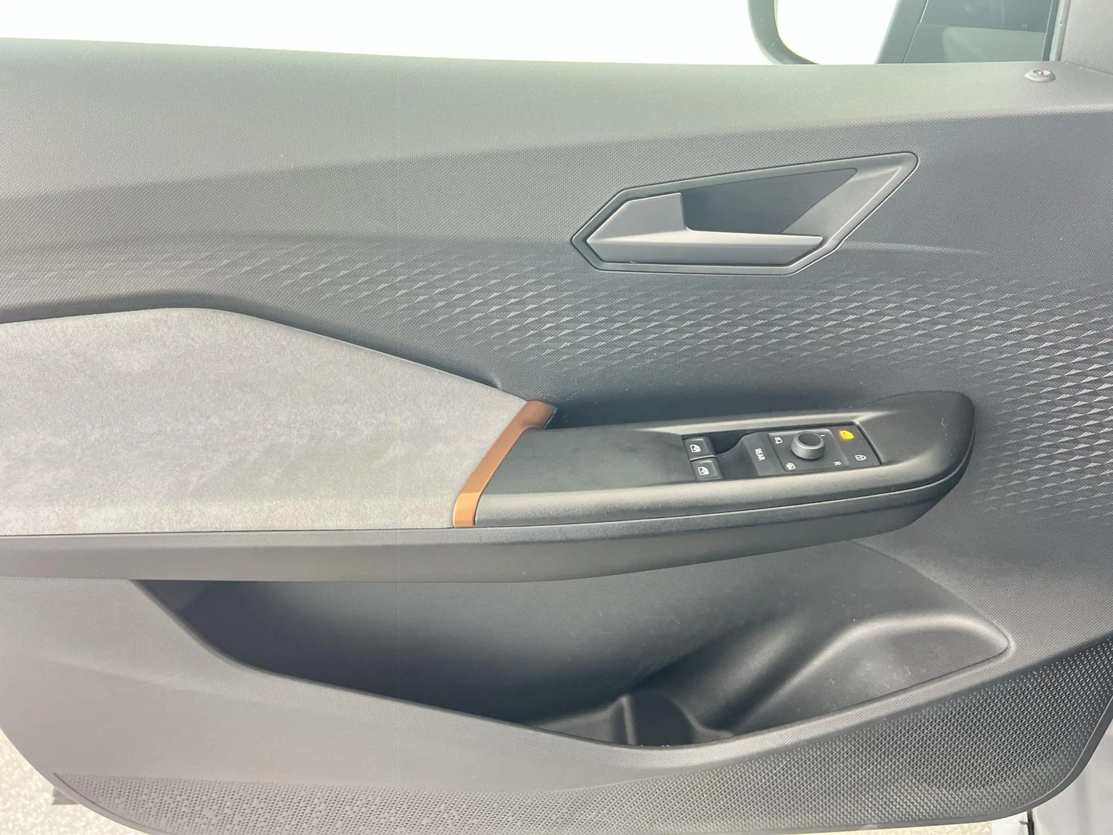 CUPRA Born 150 kW Rückfahrkamera Navi ACC Sitzheizung — photo 2