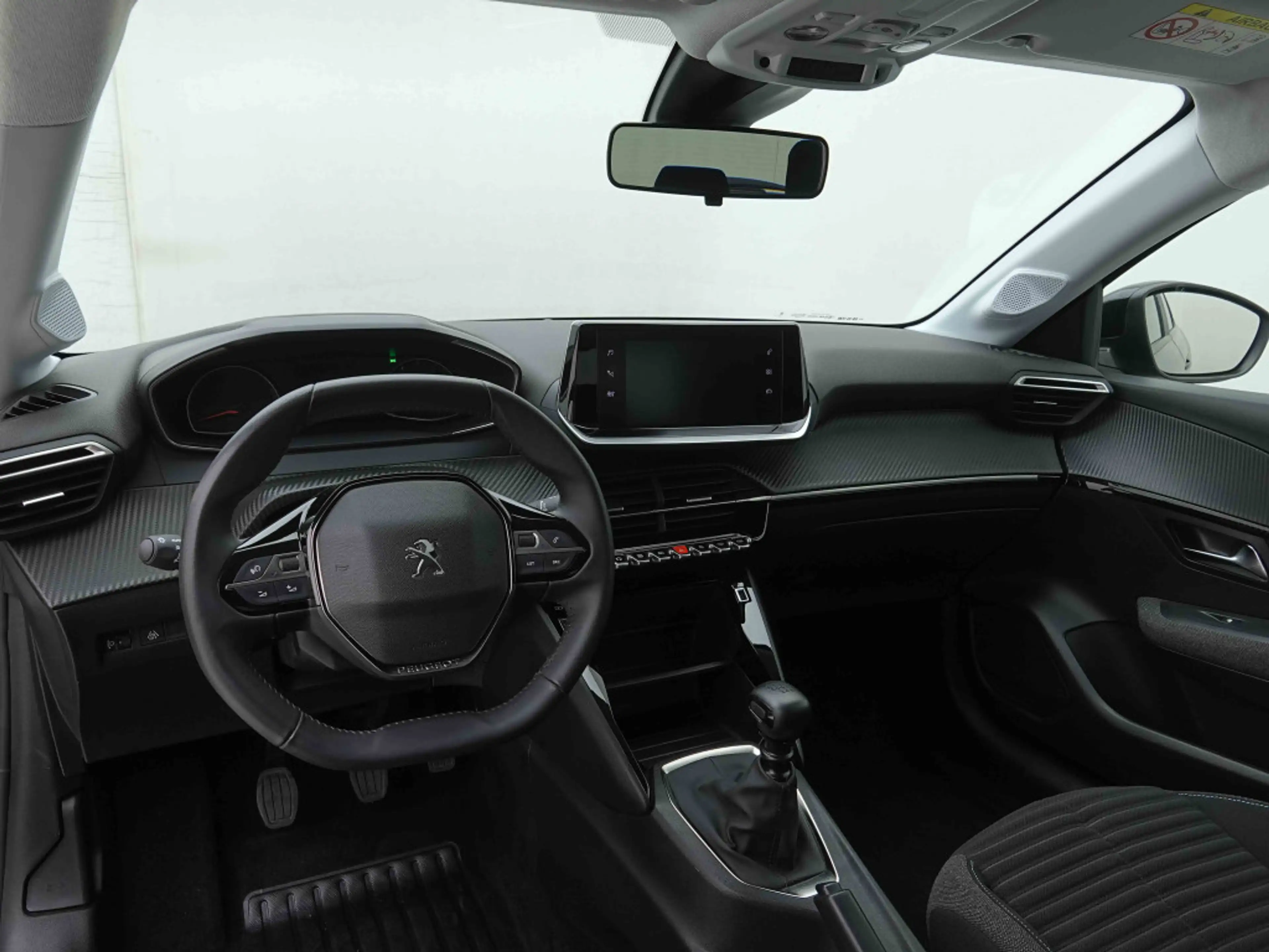 Peugeot 208 1.2 T 100 Style | GPS | LED Lights | Alu16 — photo 8