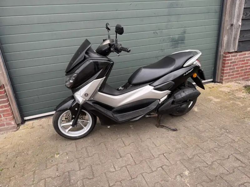 Yamaha NMAX 125
