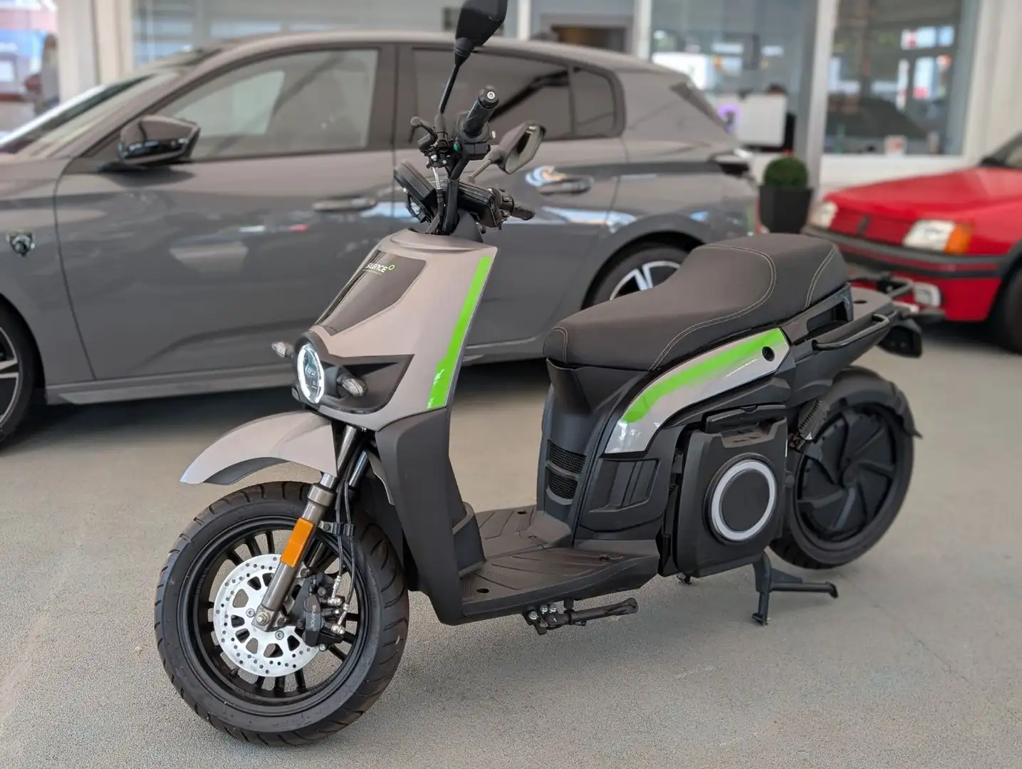 Silence S02 B Grau - 2