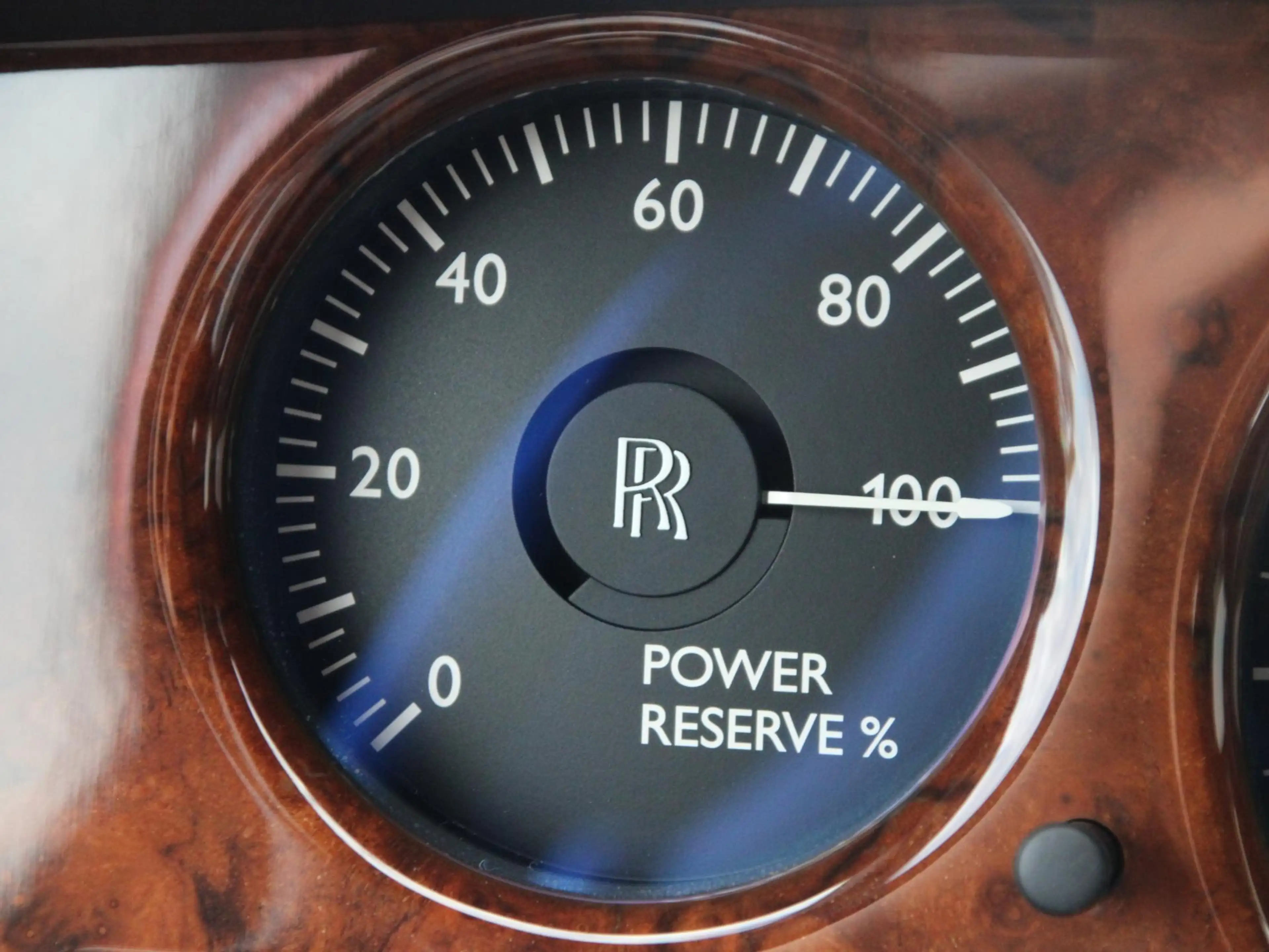 Rolls-Royce Phantom VII 6.75 EWB | Power Close Doors | — photo 11