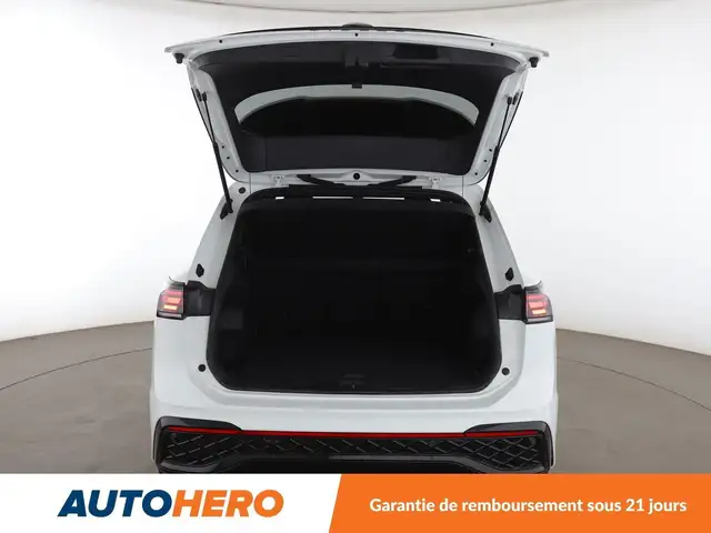 Volkswagen Tiguan view 21