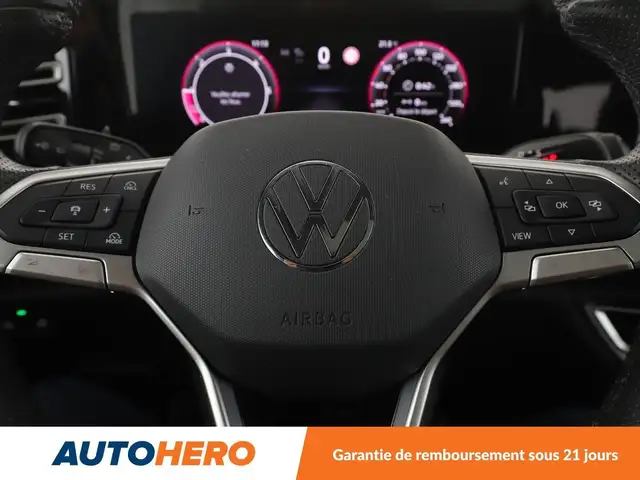 Volkswagen Tiguan view 23