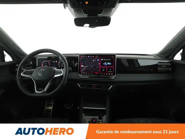 Volkswagen Tiguan view 14