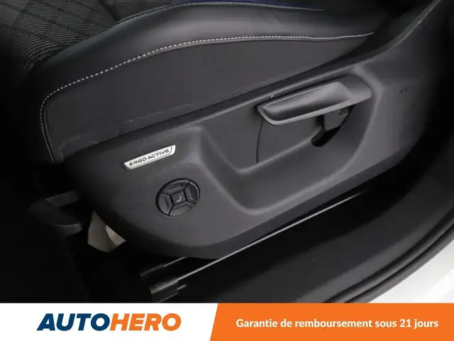 Volkswagen Tiguan view 11